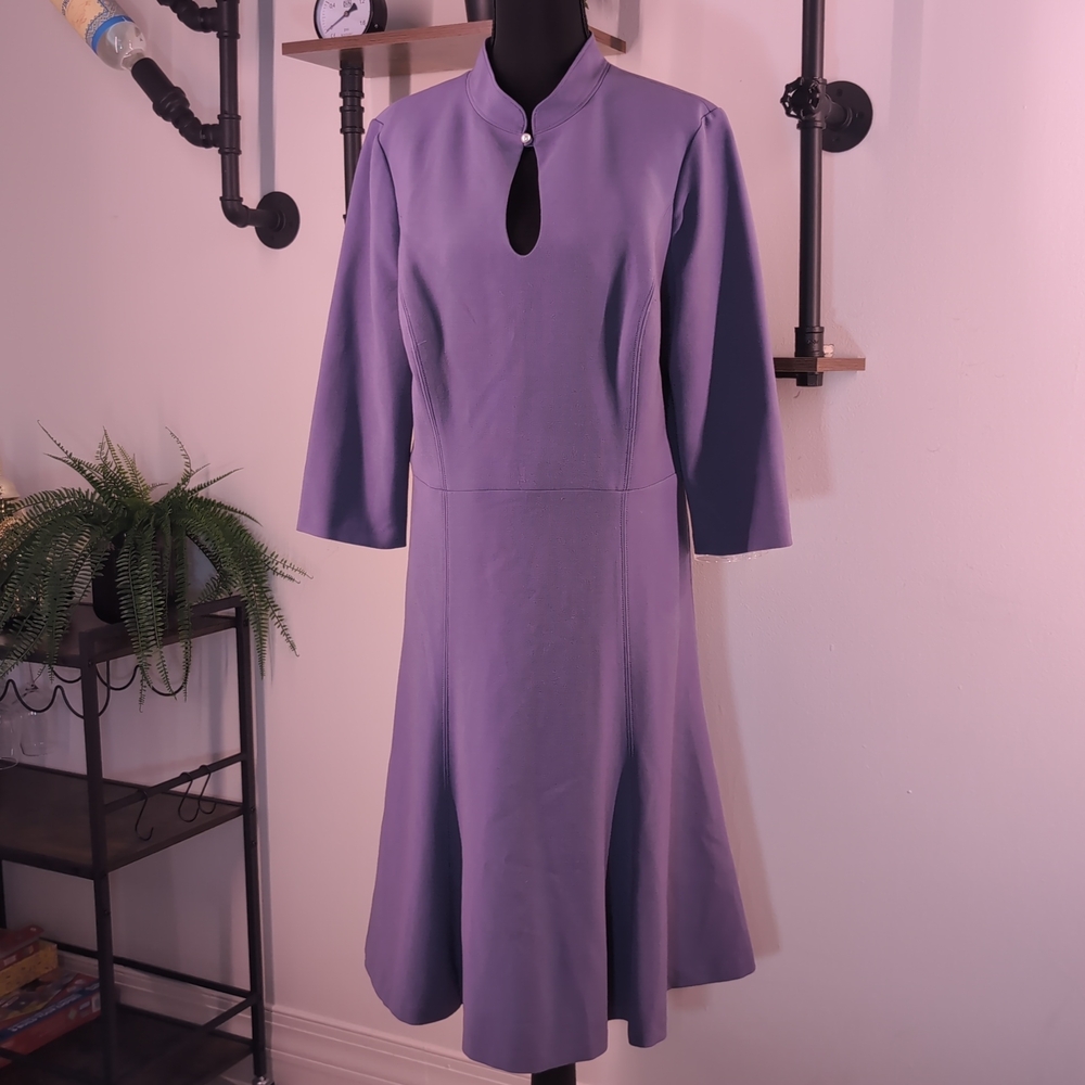Elegant White House Black Market Kyhl Pearl Keyhole Dress in Hyacinth Purple